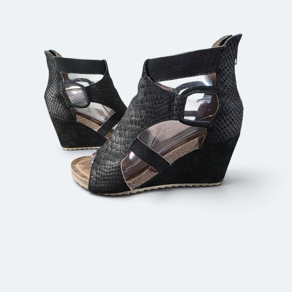 Diba True Black Leather Snakeskin Cutout Gladiator Wedge Sandals Size 8.5 M